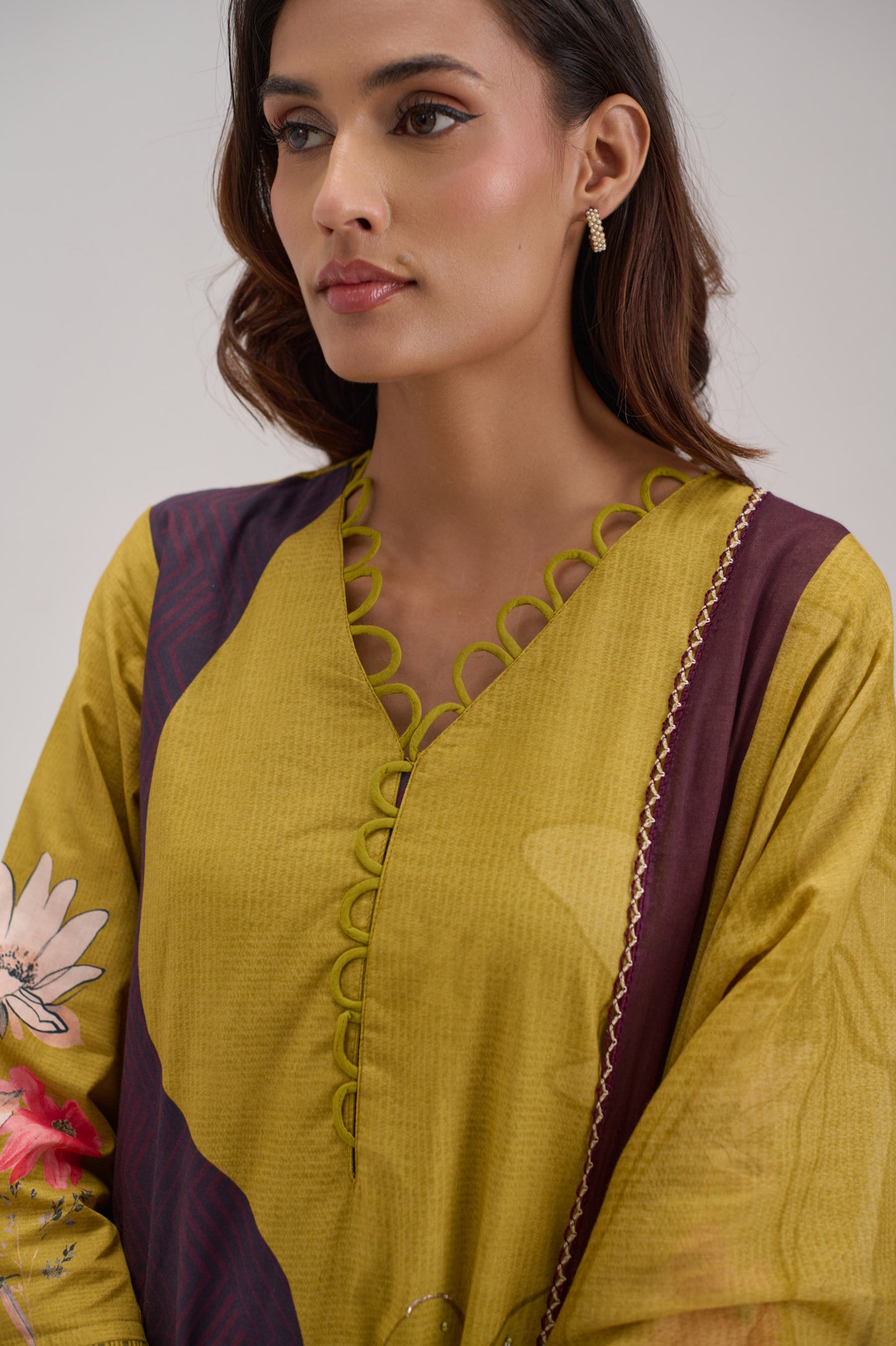 Kaya - Olive Green Cotton Cambric Kurta Set