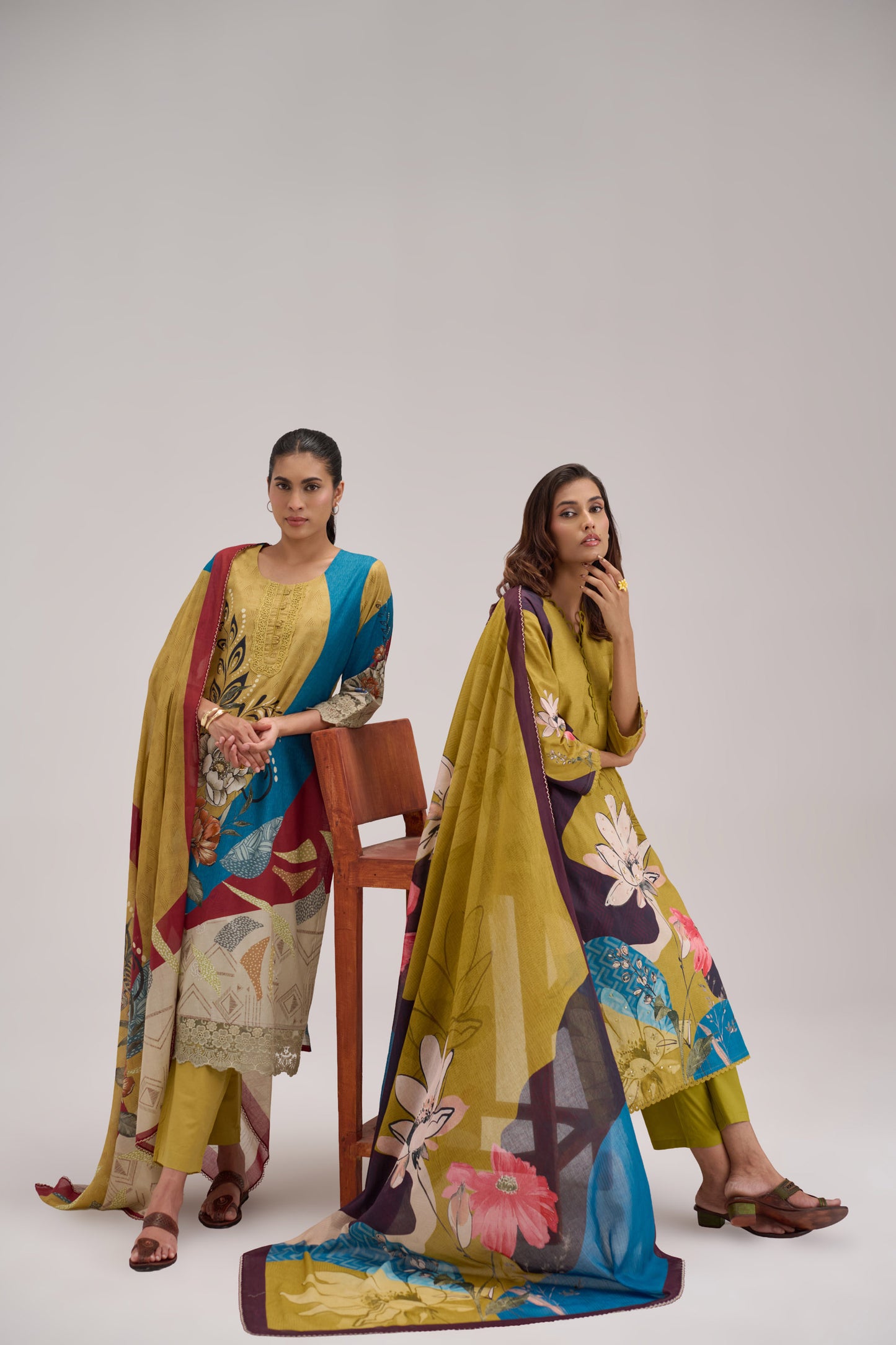 Kaya - Olive Green Cotton Cambric Kurta Set