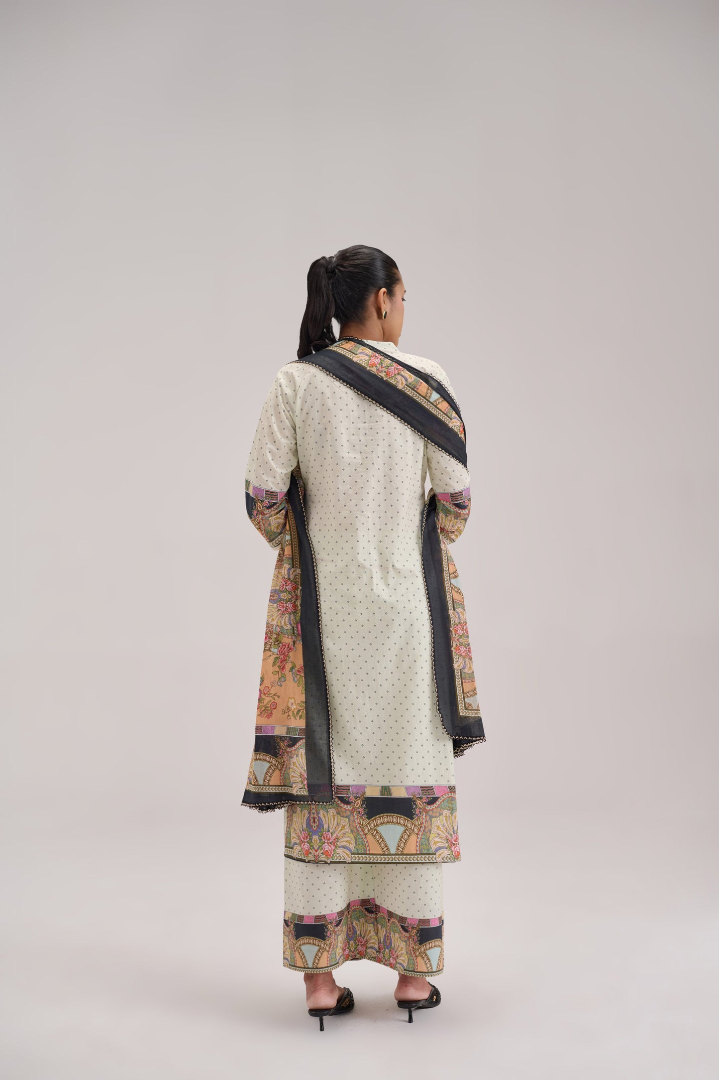 Mira - Cream Cotton Cambric Coord Suit